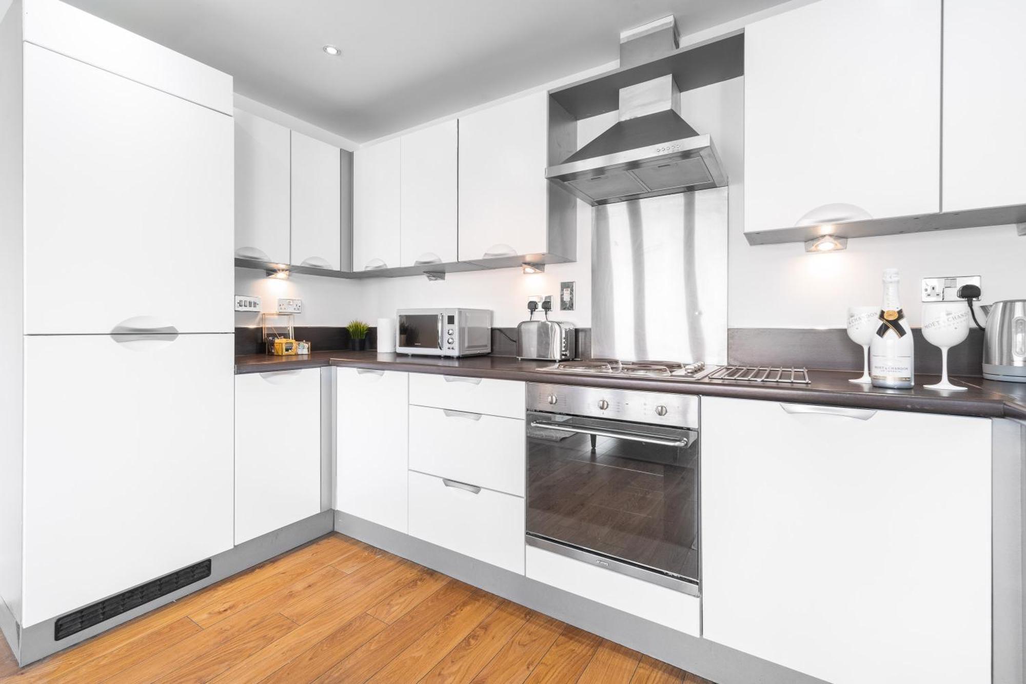 Stylish Birmingham City Centre - 2 Bed - Secure Parking - 5Ac エクステリア 写真